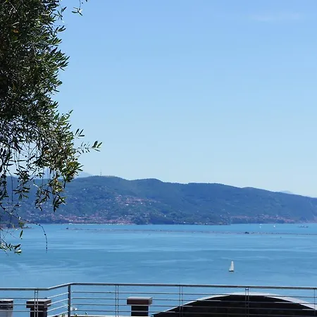 Ca D'amare Casa vacanze La Spezia
